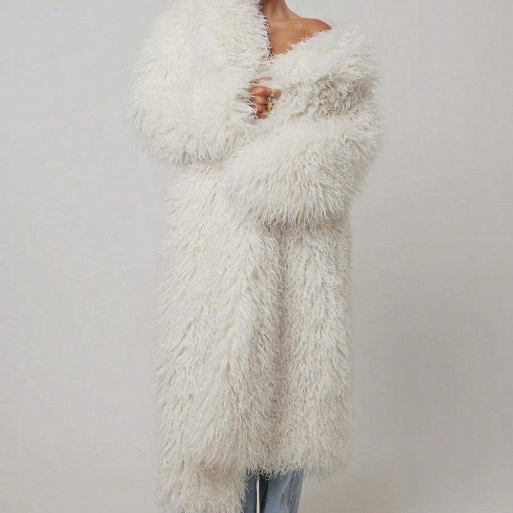 White Casual Women's Elegant Lapel Collar Loose Fit Faux Fur Coat - Picture 3 of 6